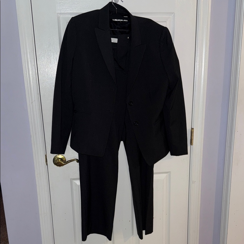Tahari Black Women's Blazer Suit Jacket